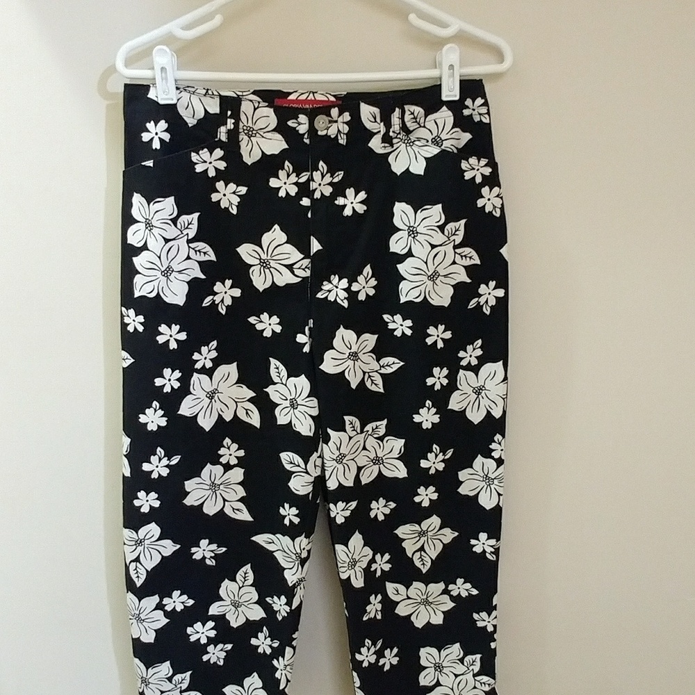 Gloria Vanderbilt Pants